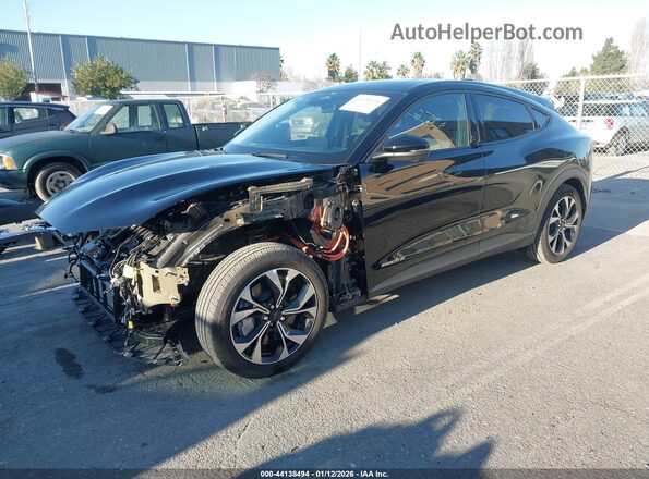 3FMTK1R43SMA14277 2025 FORD MUSTANG MACH-E Black Vista tres cuartos delantera izquierda