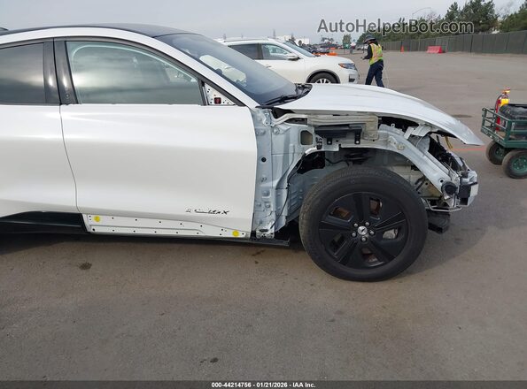 3FMTK2SU8PMA84123 2023 FORD MUSTANG MACH-E White 