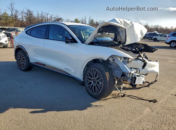 3FMTK3S53RMA41228 2024 FORD MUSTANG MACH-E PREMI Белый 
