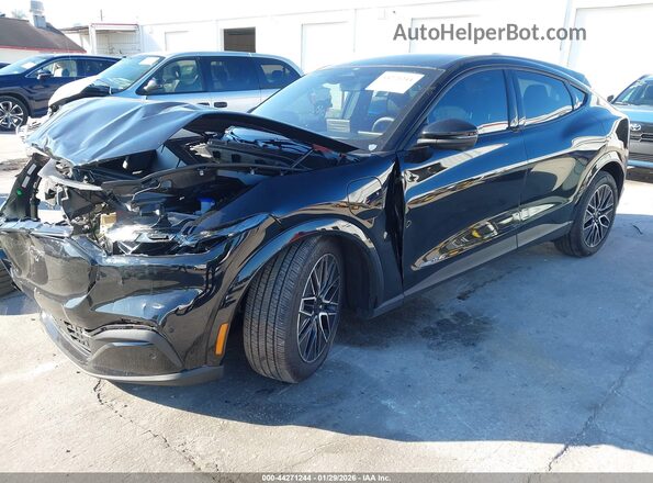 3FMTK3SU0SMA11021 2025 FORD MUSTANG MACH-E PREMI Black Առջևի ձախ երեք քառորդ տեսարան