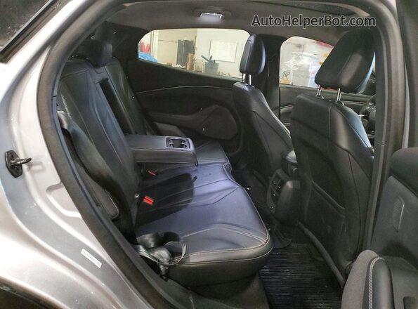 3FMTK3SU2MMA00377 2021 FORD MUSTANG MACH-E PREMI Silver Սալոնի հետևի տեսք