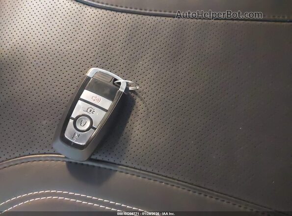 3FMTK3SU3PMA89350 2023 FORD MUSTANG MACH-E PREMI Red Vista del salpicadero