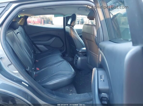 3FMTK3SU4PMA83282 2023 FORD MUSTANG MACH-E PREMI Gray VIN კოდის სტიკერის ხედი
