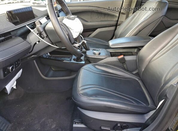 3FMTK3SU6PMB05931 2023 FORD MUSTANG MACH-E PREMI Black წინა სალონის ხედი