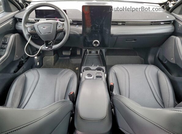 3FMTK3SU9PMA37608 2023 FORD MUSTANG MACH-E PREMI Black წინა პანელის ხედი