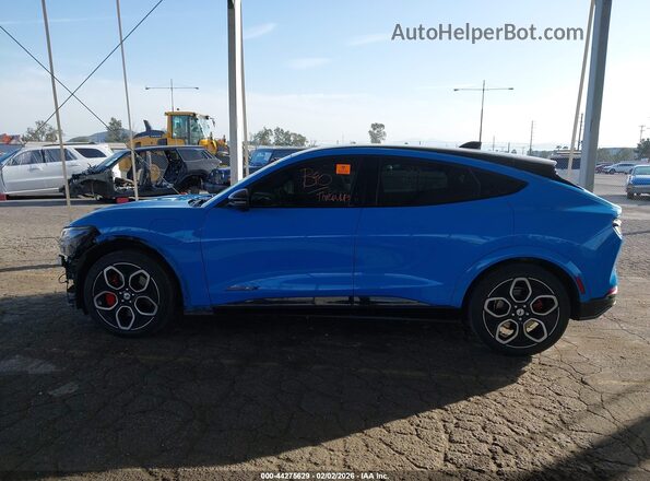 3FMTK4SEXNMA14169 2022 FORD MUSTANG MACH-E Синий Панорамный вид салона 360°