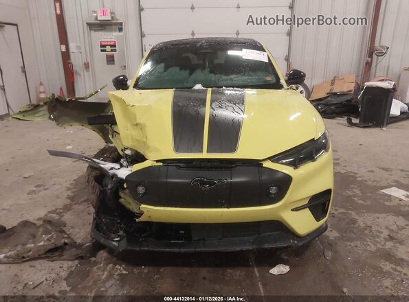 3FMTK4SX5RMA17813 2024 FORD MUSTANG MACH-E Yellow Widok zestawu wskaźników