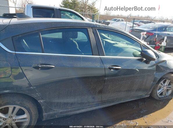 3G1BE6SM5HS528630 2017 CHEVROLET CRUZE Black Widok wnętrza z tyłu