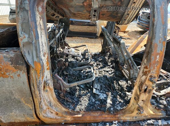 3GCPYFED1KG284811 2019 CHEVROLET SILVERADO Burn Vista de los asientos traseros