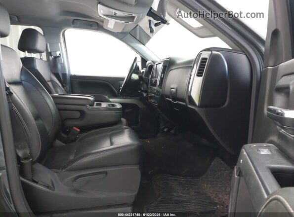 3GCUKREH8JG452371 2018 CHEVROLET SILVERADO Gray Vista interior delantera