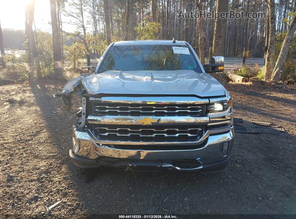 3GCUKSEC2JG394897 2018 CHEVROLET SILVERADO Серебряный Вид щитка приборов