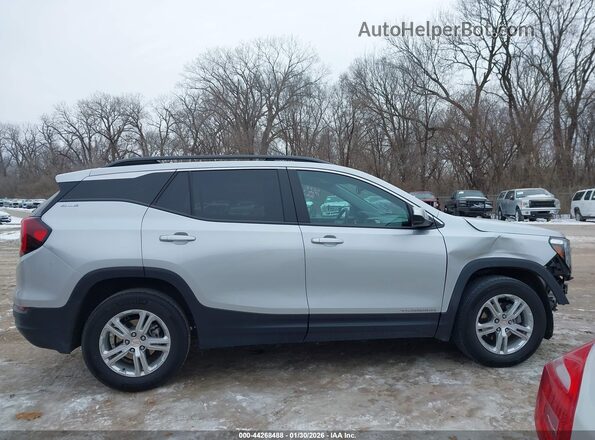 3GKALMEV8NL138889 2022 GMC TERRAIN Gray Սալոնի հետևի տեսք