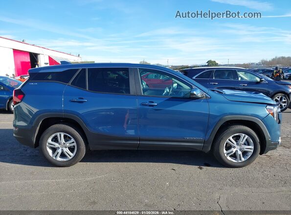 3GKALTEGXRL398549 2024 GMC TERRAIN Blue Вид задньої частини салону