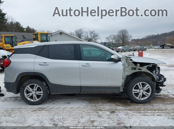 3GKALTEVXJL387733 2018 GMC TERRAIN Silver 