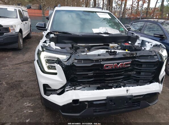 3GKALUEG0TL256532 2026 GMC TERRAIN White Front view