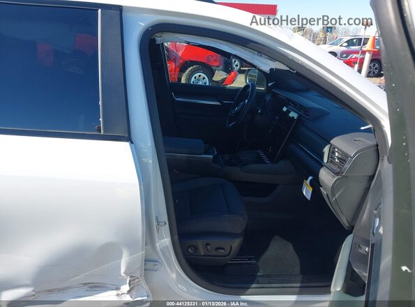 3GKALYEG4TL225744 2026 GMC TERRAIN White წინა სალონის ხედი