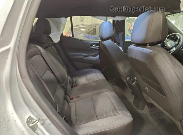3GNAXHEG6TL112952 2026 CHEVROLET EQUINOX White უკანა სალონის ხედი