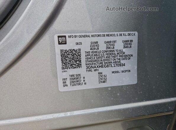 3GNAXHEG8TL170934 2026 CHEVROLET EQUINOX Silver Widok wnętrza 360 stopni