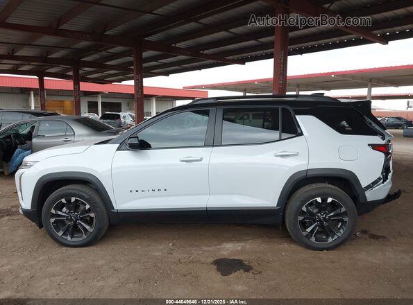 3GNAXLEG0TL220390 2026 CHEVROLET EQUINOX White Widok wnętrza 360 stopni