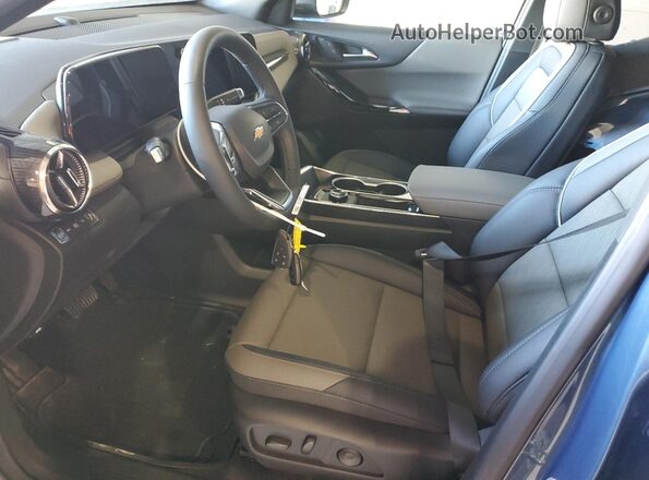 3GNAXPEG0TL272660 2026 CHEVROLET EQUINOX Blue Front interior view