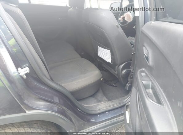 3GNCJKSB2JL167377 2018 CHEVROLET TRAX Navy 