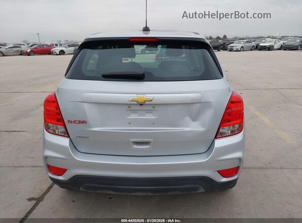 3GNCJKSBXJL211013 2018 CHEVROLET TRAX Silver 