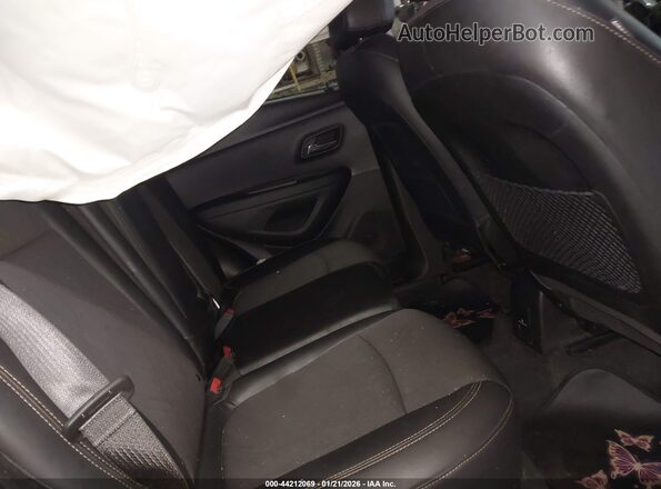 3GNCJLSB7KL356663 2019 CHEVROLET TRAX Red VIN კოდის სტიკერის ხედი