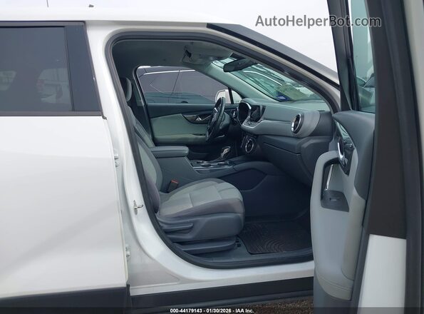 3GNKBCRS8KS696845 2019 CHEVROLET BLAZER White 