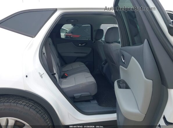 3GNKBCRS8KS696845 2019 CHEVROLET BLAZER White 