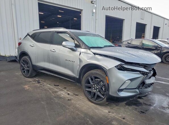 3GNKBERS2SS114279 2025 CHEVROLET BLAZER Gray Передня права чверть