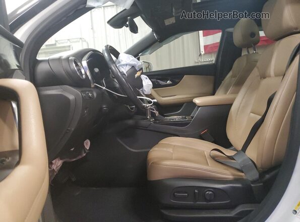 3GNKBKRS9KS597316 2019 CHEVROLET BLAZER White Widok wnętrza z przodu