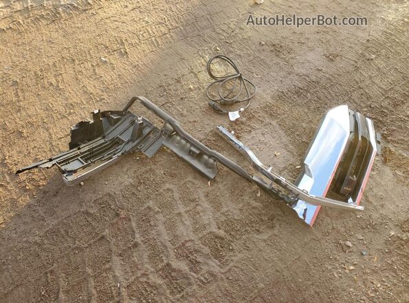 3GTUUDET2NG579818 2022 GMC SIERRA Бордовый Вид подкапотного пространства
