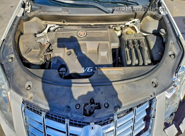 3GYFNBE37GS534930 2016 CADILLAC SRX White Vista interior trasera