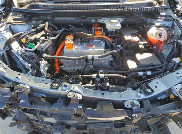 3GYK3EMR6SS198417 2025 CADILLAC OPTIQ Silver ძრავის განყოფილების ხედი