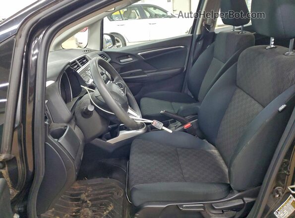 3HGGK5G55HM700159 2017 HONDA FIT Черный Вид салона спереди