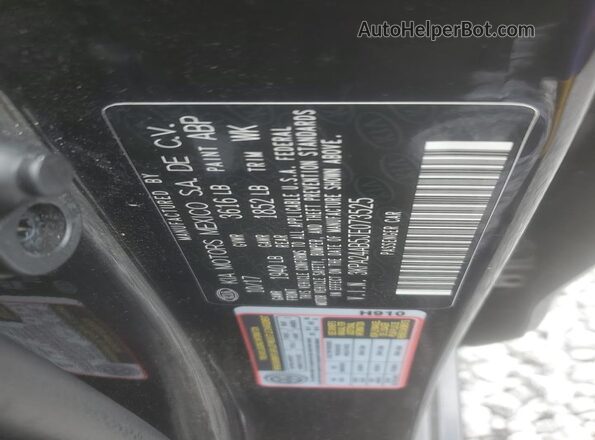 3KPA24AB5JE073525 2018 KIA RIO Black Engine compartment view