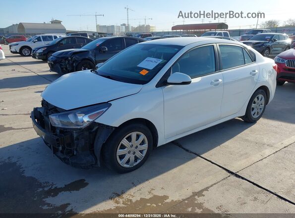 3KPA24AD0PE567799 2023 KIA RIO White Առջևի ձախ երեք քառորդ տեսարան