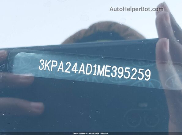 3KPA24AD1ME395259 2021 KIA RIO Silver Շարժիչի բաժամունքի տեսք