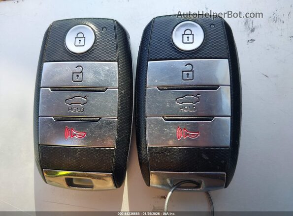 3KPA24AD1ME395259 2021 KIA RIO Silver Առջևի վահանակի տեսք