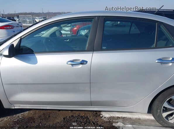 3KPA24AD1ME395259 2021 KIA RIO Silver Սալոնի 360 աստիճան տեսք