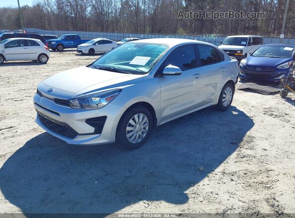 3KPA24AD2ME429905 2021 KIA RIO Silver წინა მარცხენა ხედი სამი მეოთხედიდან