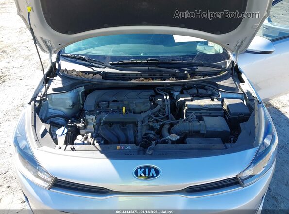3KPA24AD2ME429905 2021 KIA RIO Silver უკანა ხედი