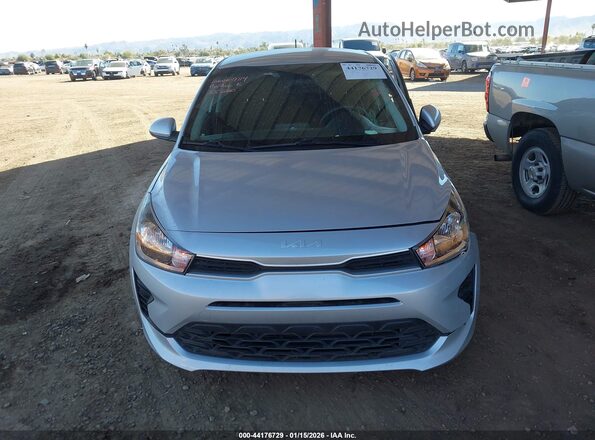 3KPA24AD2PE615805 2023 KIA RIO Silver 