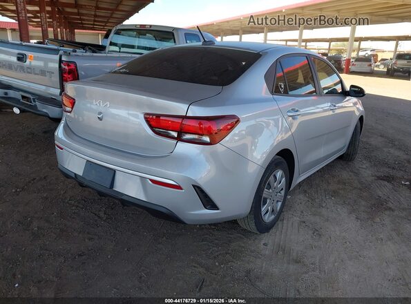 3KPA24AD2PE615805 2023 KIA RIO Silver 