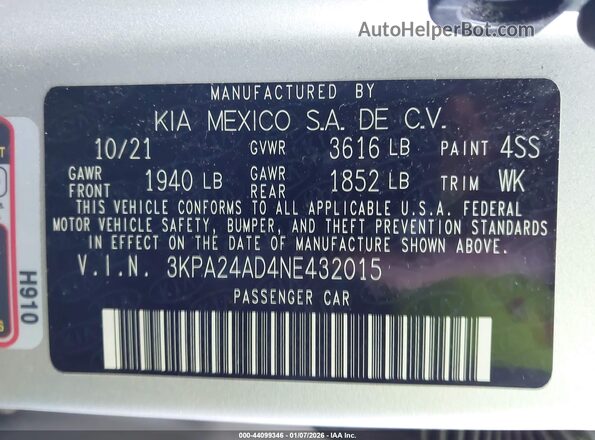 3KPA24AD4NE432015 2022 KIA RIO Silver Engine compartment view