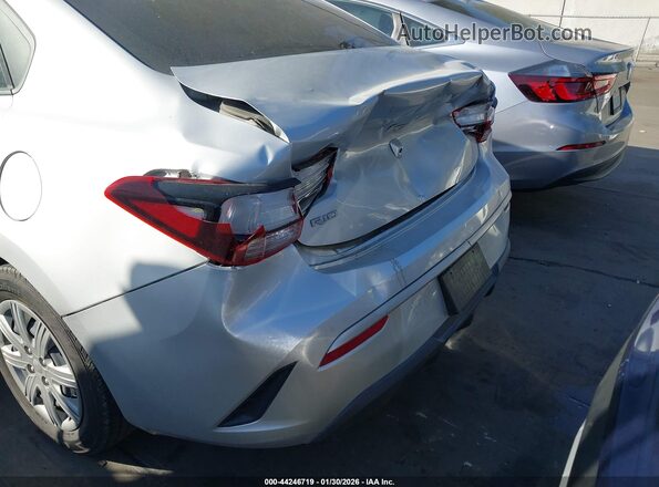 3KPA24AD4NE486141 2022 KIA RIO Silver Դիմացի տեսք