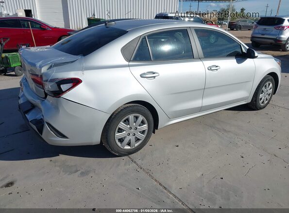 3KPA24AD6PE610672 2023 KIA RIO Silver უკანა მარჯვენა