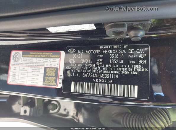 3KPA24AD9ME391119 2021 KIA RIO Black ძრავის განყოფილების ხედი