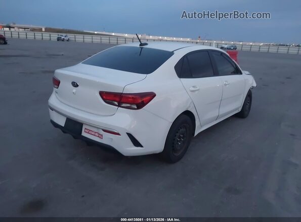 3KPA24AD9ME430436 2021 KIA RIO White Trasero derecho
