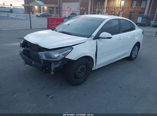 3KPA24AD9ME430436 2021 KIA RIO White Vista interior de 360 grados